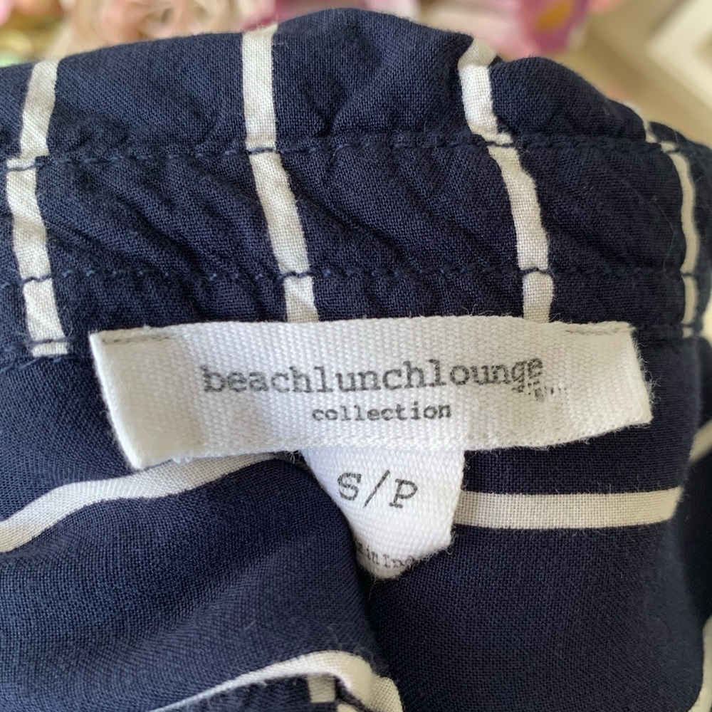 •Beachlunchlounge• Striped Tab Sleeve Blouse-SizeS - Picture 2 of 11